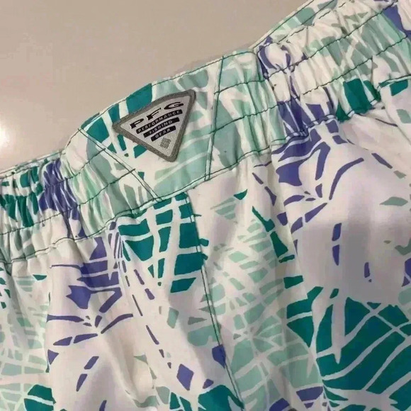 Columbia PFG Performance Fishing Gear Drawstring Tropical BoardShort Women Small - Picture 5 of 6